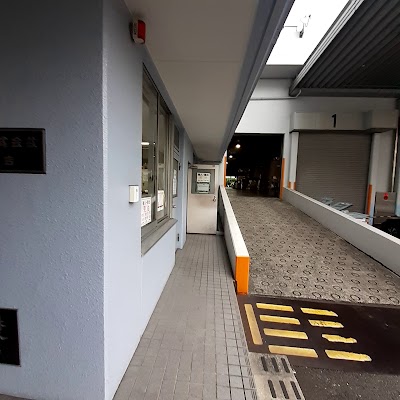 東海運㈱ 大井流通センター