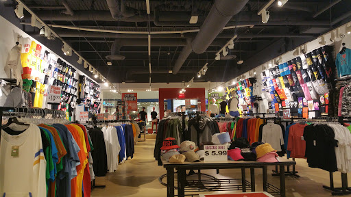 Shopping Mall «Livingston Mall», reviews and photos, 112 Eisenhower Pkwy, Livingston, NJ 07039, USA