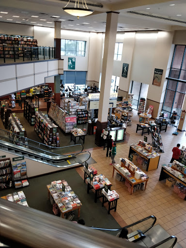 Book Store «Barnes & Noble», reviews and photos, 791 S Main St, Orange, CA 92868, USA
