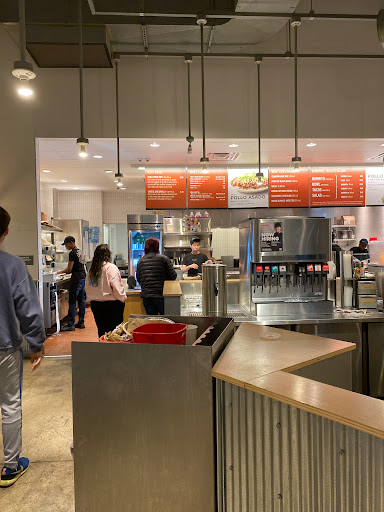 Mexican Restaurant «Chipotle Mexican Grill», reviews and photos, 186 NJ-35, Eatontown, NJ 07724, USA