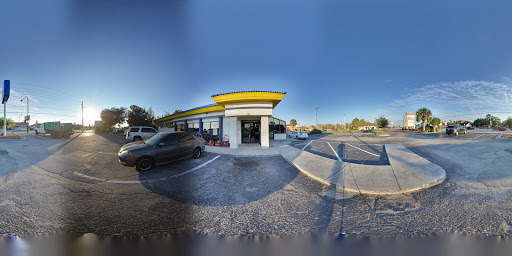 Pawn Shop «La Familia Pawn and Jewelry», reviews and photos, 3615 W Vine St, Kissimmee, FL 34741, USA