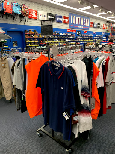 Sporting Goods Store «Big 5 Sporting Goods», reviews and photos, 745 S Main St, Cottonwood, AZ 86326, USA