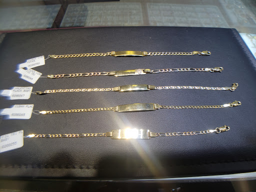 Jeweler «Velazquez Jewelers», reviews and photos, 3544 W 26th St, Chicago, IL 60623, USA