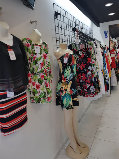 Tiendas para comprar trajes mujer Habana