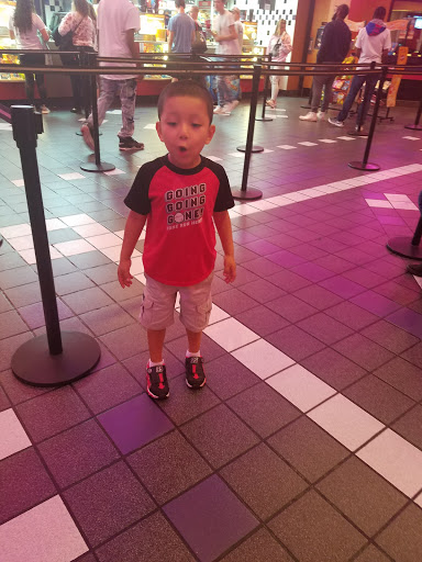 Movie Theater «Regal Cinemas Brandywine Town Center 16», reviews and photos, 3300 Brandywine Pkwy, Wilmington, DE 19803, USA