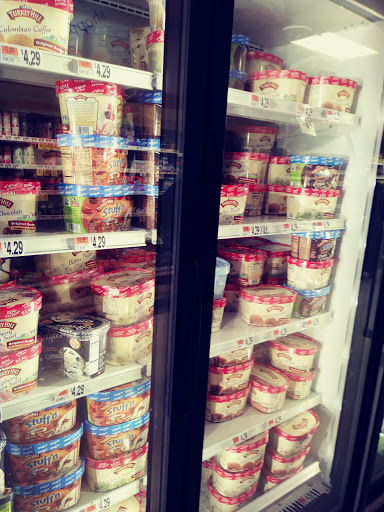 Shopping Mall «Cross County Shopping», reviews and photos, 8000 Mall Walk, Yonkers, NY 10704, USA