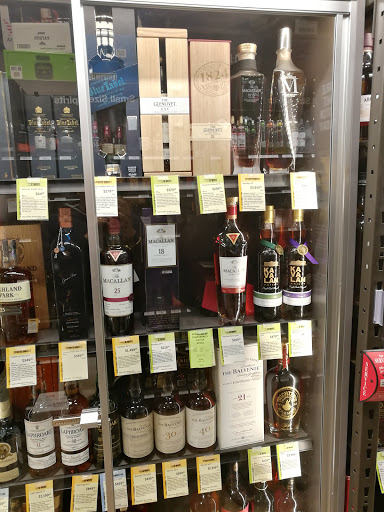 Wine Store «Total Wine & More», reviews and photos, 1451 New Britain Ave, West Hartford, CT 06110, USA