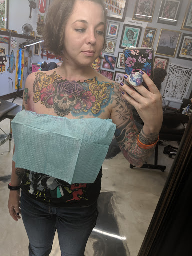 Tattoo Shop «Flesh Electric Tattoo», reviews and photos, 2110 McCullough Ave, San Antonio, TX 78212, USA