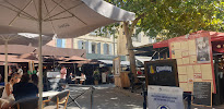 Atmosphère du Restaurant Mon Bar Bistrot & Tabacco à Arles - n°1