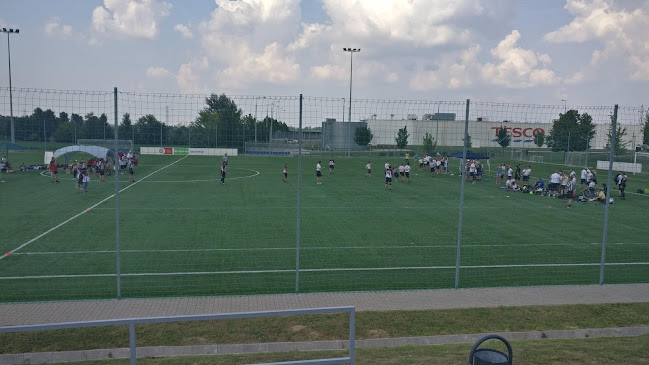 Oroszlányi műfüves focipálya-Fekete István Sportcentrum - Oroszlány