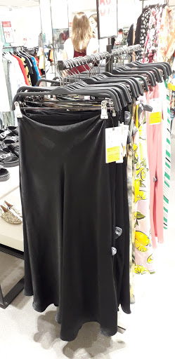 Stores to buy men's pants Minsk