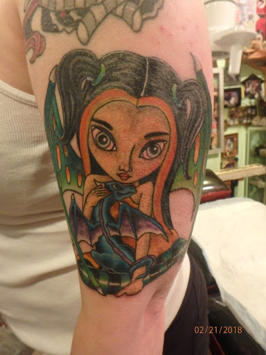 Tattoo Shop «Star Tattoo», reviews and photos, 14110 SE McLoughlin Blvd, Milwaukie, OR 97267, USA