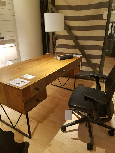 Furniture Store «Crate and Barrel», reviews and photos, 4589 La Jolla Village Dr, San Diego, CA 92122, USA