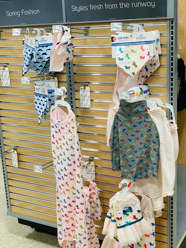 Pet Supply Store «PetSmart», reviews and photos, 190 Rt 10 West, East Hanover, NJ 07936, USA