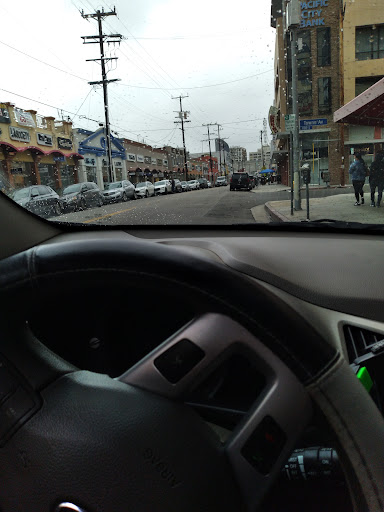 Warehouse «Red Tag Discount Warehouse», reviews and photos, 3215 W Manchester Blvd, Inglewood, CA 90305, USA