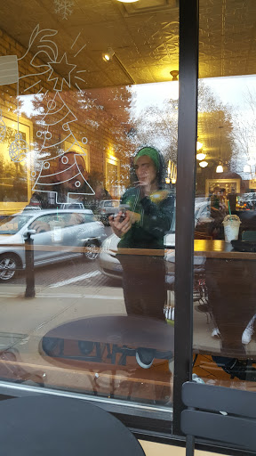 Coffee Shop «Starbucks», reviews and photos, 129 E Van Buren St B, Woodstock, IL 60098, USA