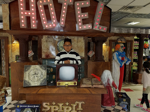 Japanese Grocery Store «Nijiya Market», reviews and photos, 18 N Central Ave, Hartsdale, NY 10530, USA