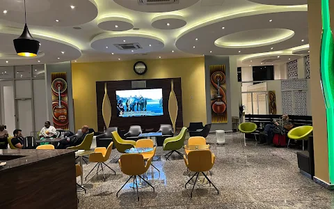 Pearl Lounge Kigali image