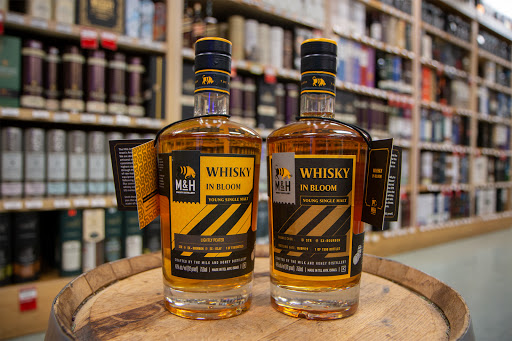 Wine Store «Norfolk Wine & Spirits», reviews and photos, 206 Dedham St, Norfolk, MA 02056, USA