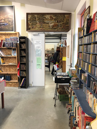 Magasin d'articles d'occasion Bric A Brac Solidaire Lavardac