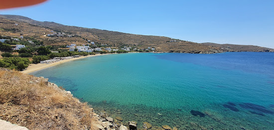 Agios Romanos Plajı