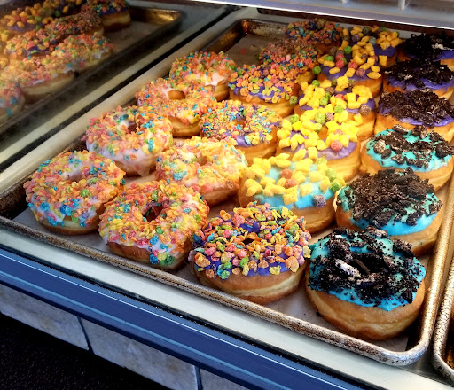 Donut Shop «Royal Donut Shop», reviews and photos, 1090 Burlingame Ave, Burlingame, CA 94010, USA