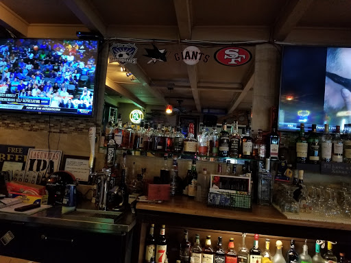 Bar «Berts Stadium Sports Bar», reviews and photos, 208 S Fair Oaks Ave, Sunnyvale, CA 94086, USA