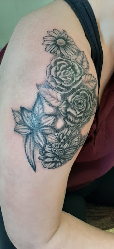 Tattoo Shop «Axonic Inkworks Custom Tattoo Studio», reviews and photos, 79 Duke St, Northumberland, PA 17857, USA