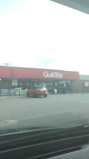Gas Station «QuikTrip», reviews and photos, 1010 E Douglas Ave, Wichita, KS 67211, USA