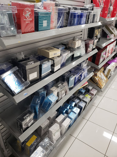 Clothing Store «Burlington Coat Factory», reviews and photos, 30 W Rand Rd, Arlington Heights, IL 60004, USA