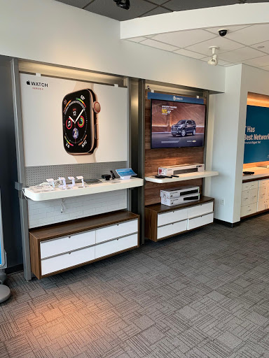 Cell Phone Store «AT&T», reviews and photos, 2724 Lincoln Dr, Roseville, MN 55113, USA