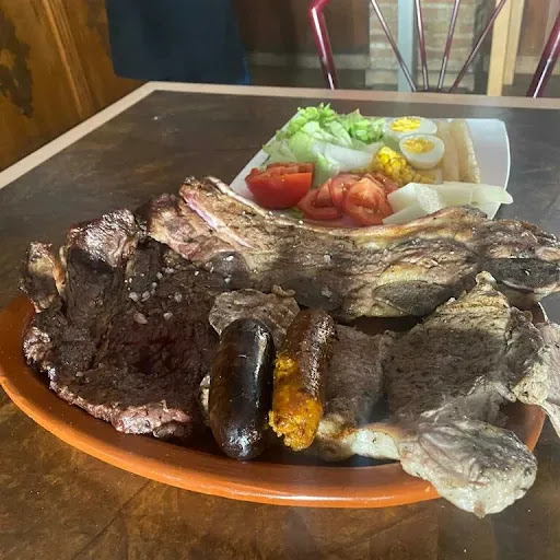 Restaurante parrilla kalikate en San Martín de la Vega
