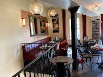 Atmosphère du Restaurant servant le petit-déjeuner Café Rey Bastille à Paris - n°12