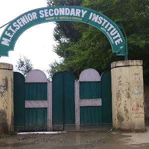 Met Public School photo