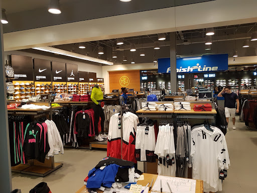 Shoe Store «Finish Line», reviews and photos, 4200 Conroy Rd #120, Orlando, FL 32839, USA