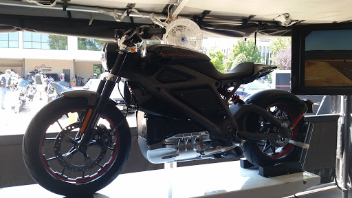 Harley-Davidson Dealer «Bergen County Harley-Davidson (Service Opens 9am)», reviews and photos, 124 Essex St, Rochelle Park, NJ 07662, USA