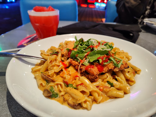 Sports Bar «Dave & Busters», reviews and photos