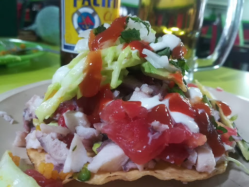 Mariscos Los Pericos