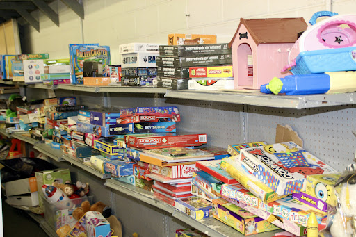 Thrift Store «The Main Place Thrift Store», reviews and photos, 1631 El Camino Real, Tustin, CA 92780, USA