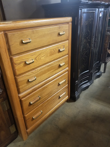 Building Materials Store «Habitat for Humanity ReStore Lake County», reviews and photos