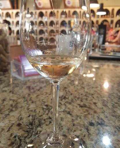 Wine Bar «WineStyles of West Des Moines», reviews and photos, 5515 Mills Civic Pkwy #120, West Des Moines, IA 50266, USA