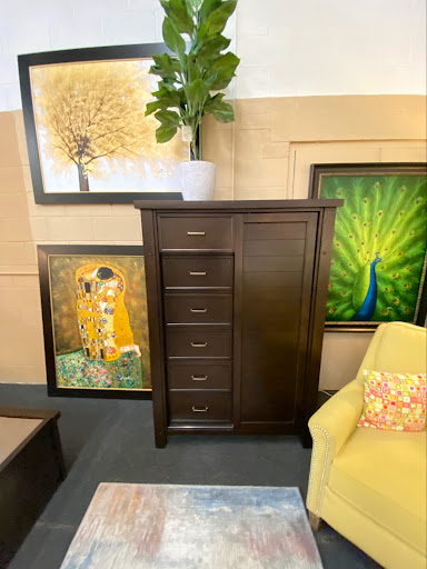 Furniture Store «Showman Furniture», reviews and photos, 2431 Crofton Ln, Crofton, MD 21114, USA