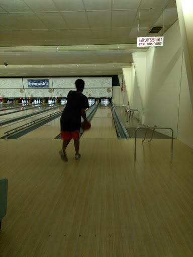 Bowling Alley «Bowlarama Lanes», reviews and photos, 2300 W 15th St, Panama City, FL 32401, USA