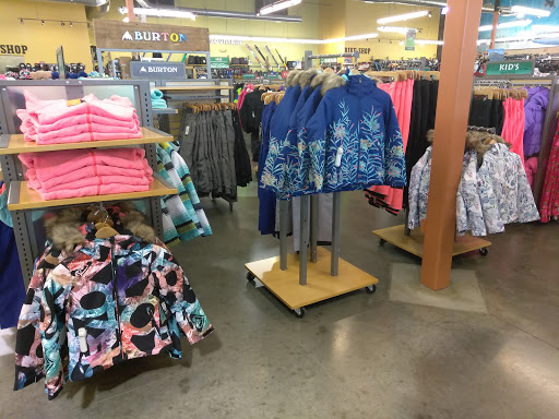 Sporting Goods Store «Any Mountain - Dublin», reviews and photos, 4906 Dublin Blvd, Dublin, CA 94568, USA