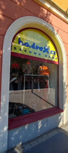 Hadrex CZ, s.r.o. Havířov | Second hand - oděvy, outlet móda, obuv, doplňky, kabelky, outdoor, pánské, dámské, dětské - Prodejna použitého oblečení