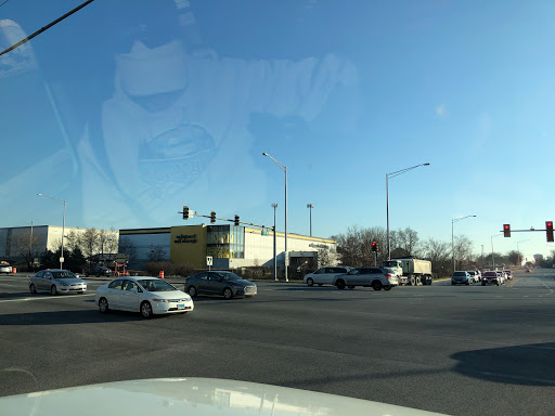 Self-Storage Facility «Safeguard Self Storage», reviews and photos, 21W379 Lake St, Addison, IL 60101, USA