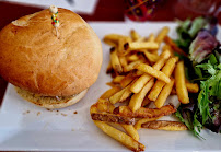 Plats et boissons du Restaurant de hamburgers A 2 Pas du Marché à La Rochelle - n°2