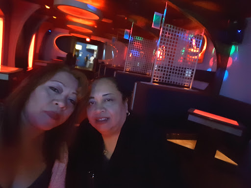 Night Club «Medusa», reviews and photos, 209 E Chicago St, Elgin, IL 60120, USA