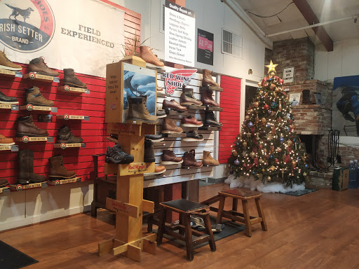 Shoe Store «Red Wing Shoe Store», reviews and photos, 2528 Yorktown Ave, Sacramento, CA 95821, USA