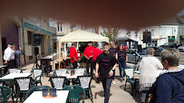 Atmosphère du Café Le Petit Bar à Bonneval - n°1